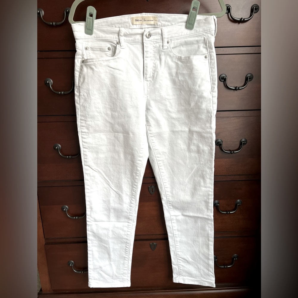 Gap Cropped Jeans
